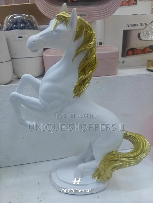 Horse Statue Decoration