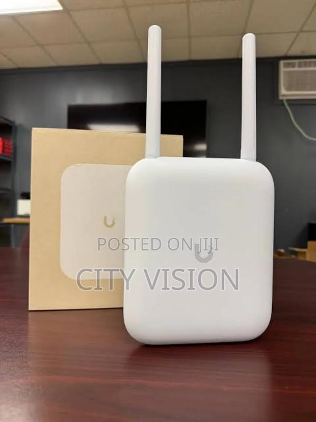 Ubiquiti U7 Pro Outdoor Access Point - main view
