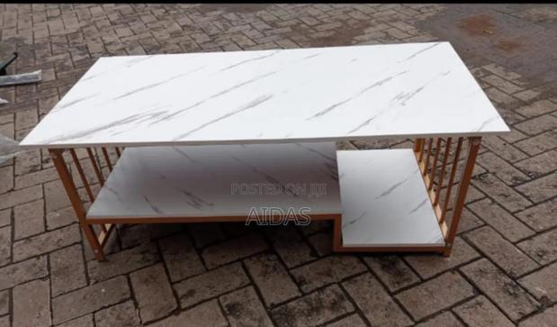 Elegant White Marble Coffee Table – Modern Living Room Furniture