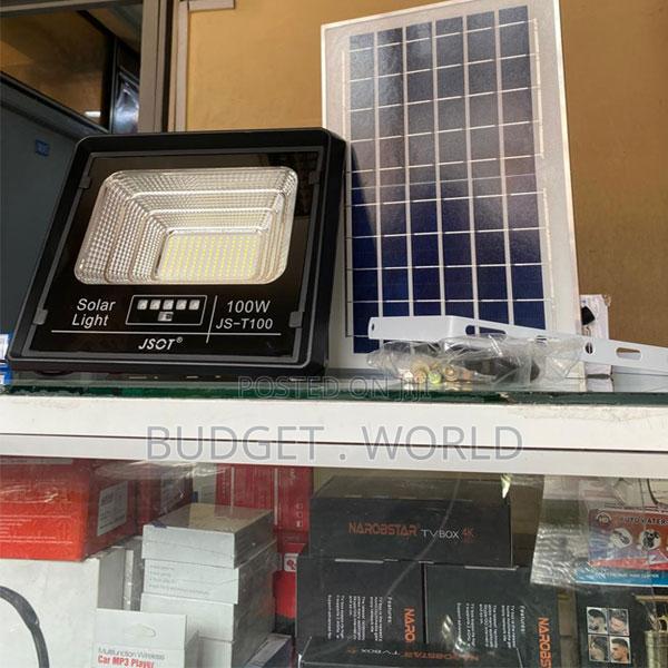 Remote Control Solar Powered Led Lighting 100w Solar Street Lights - main view