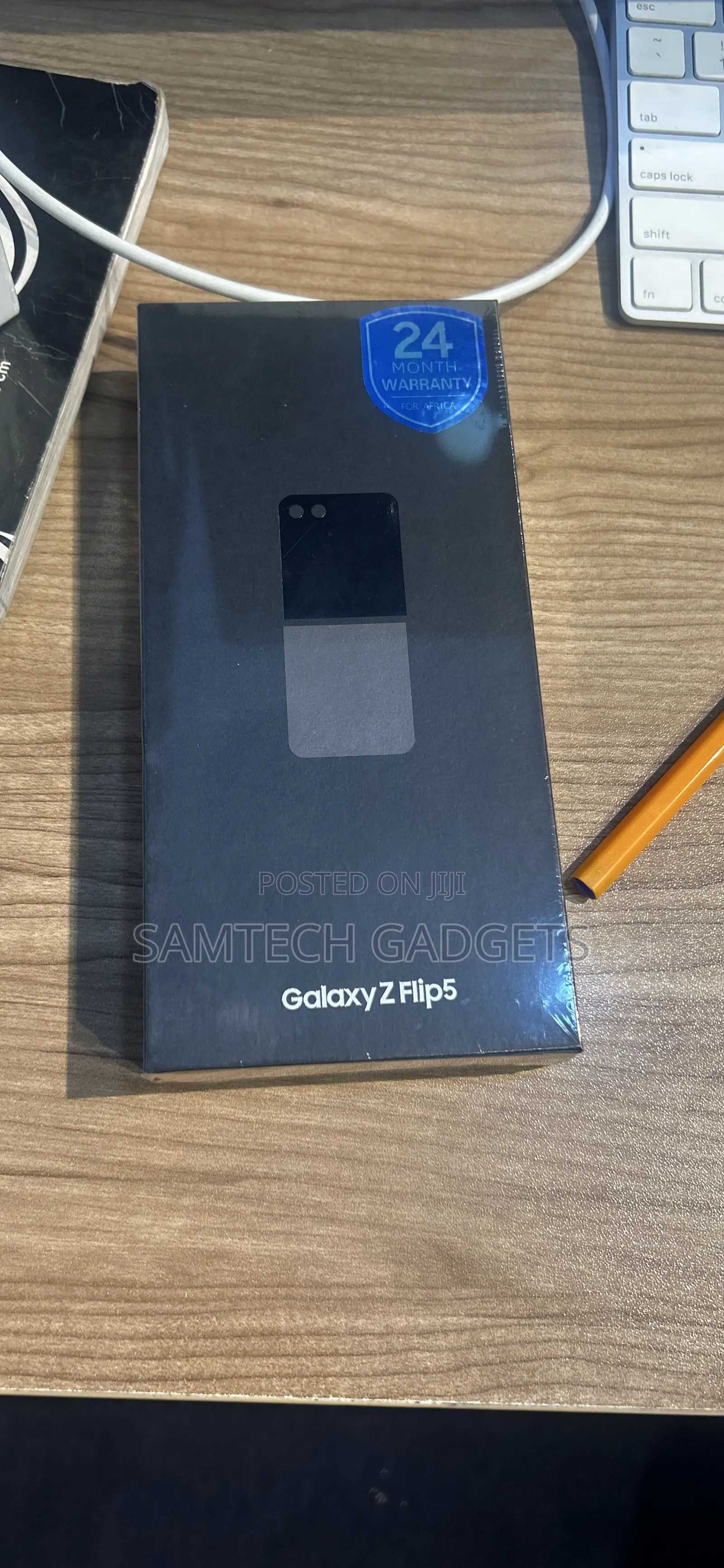 New Samsung Galaxy Z Flip5 256 GB Blue