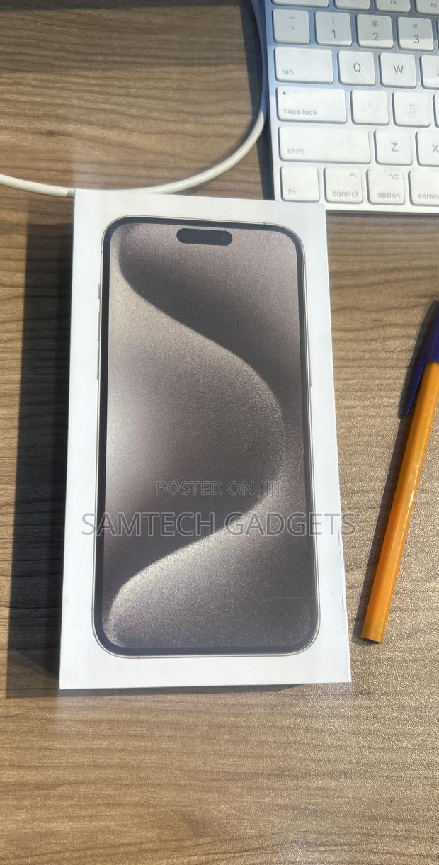 Apple iPhone 15 Pro 256 GB Silver - thumbnail 4