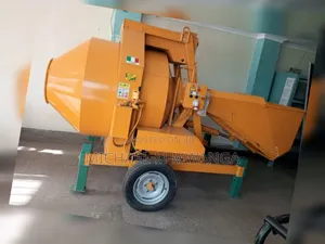 Powerful Precision Self Loading Concrete Mixer