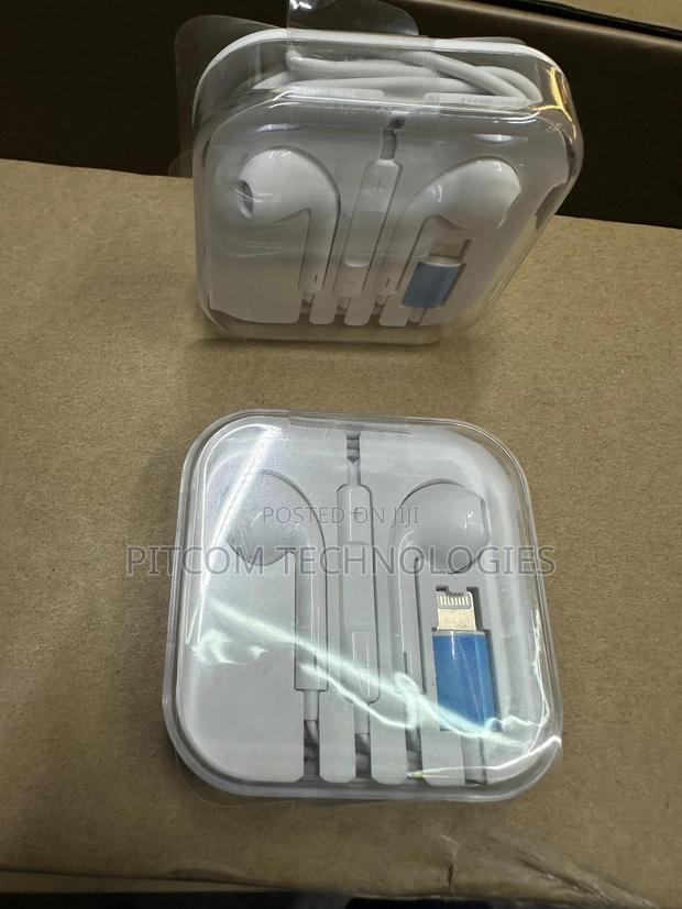 iPhone Lightning Earphones - thumbnail 2