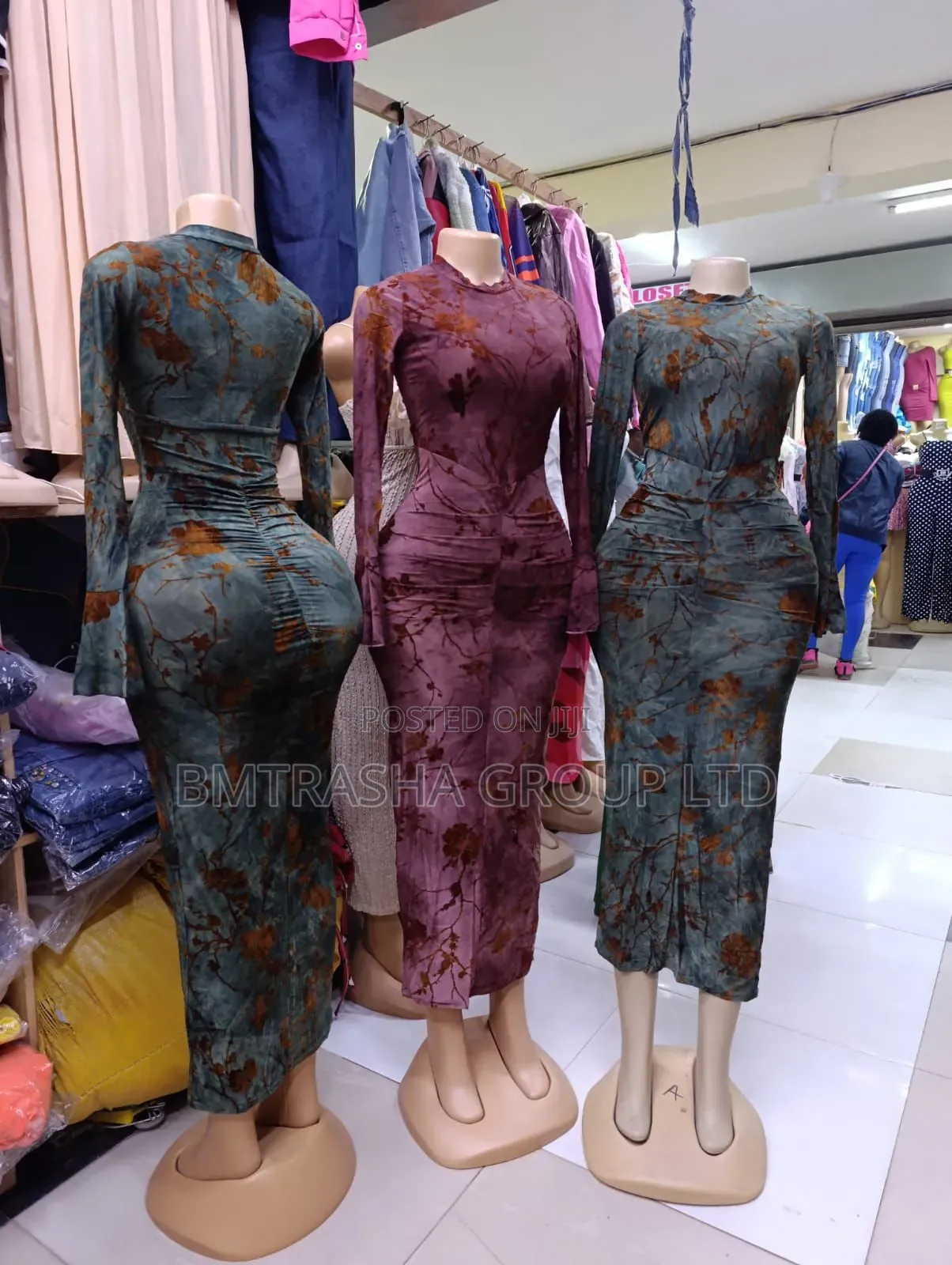 Elegant Long Sleeve Bodycon Maxi Dress – Floral Print Ruched Design
