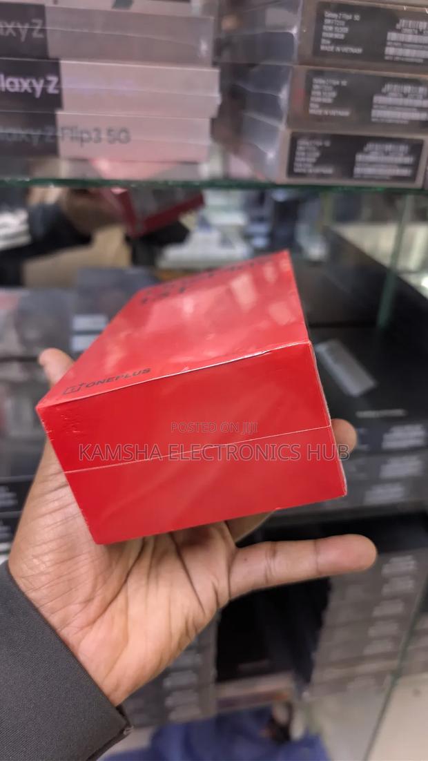 New OnePlus 13T 512 GB Black - thumbnail 2