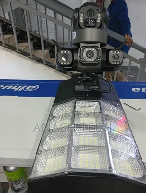 Secured Pictures Videos 3in1 4g Solar Streetlight Camera