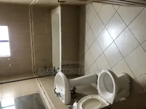 3bdrm Apartment in First Parklands for rent