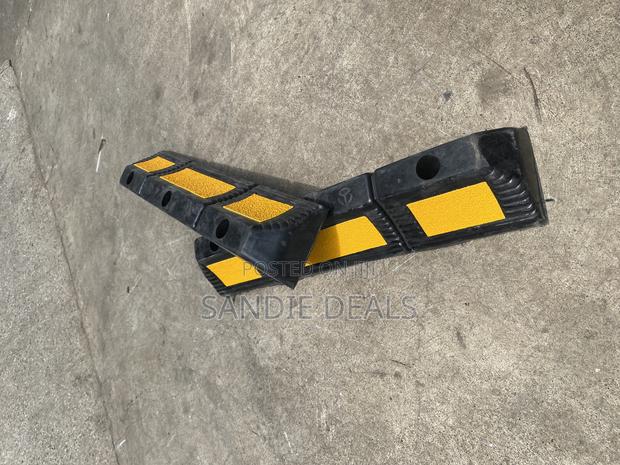 Wheel Block/Curb Stop/ Wheel Stopper