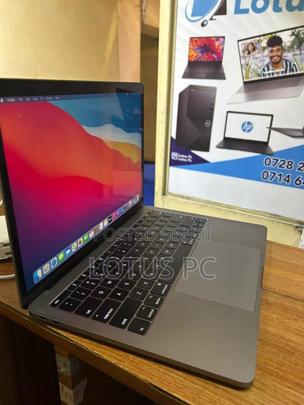 Laptop Apple MacBook Pro 2017 8GB Intel Core I5 SSD 256GB - thumbnail 2