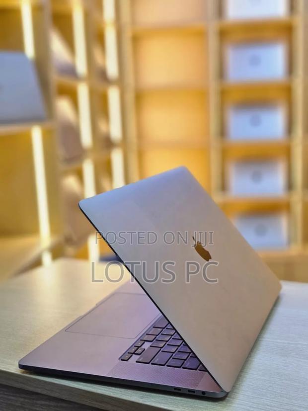Laptop Apple MacBook Pro 2019 32GB Intel Core I9 SSD 1T - thumbnail 3