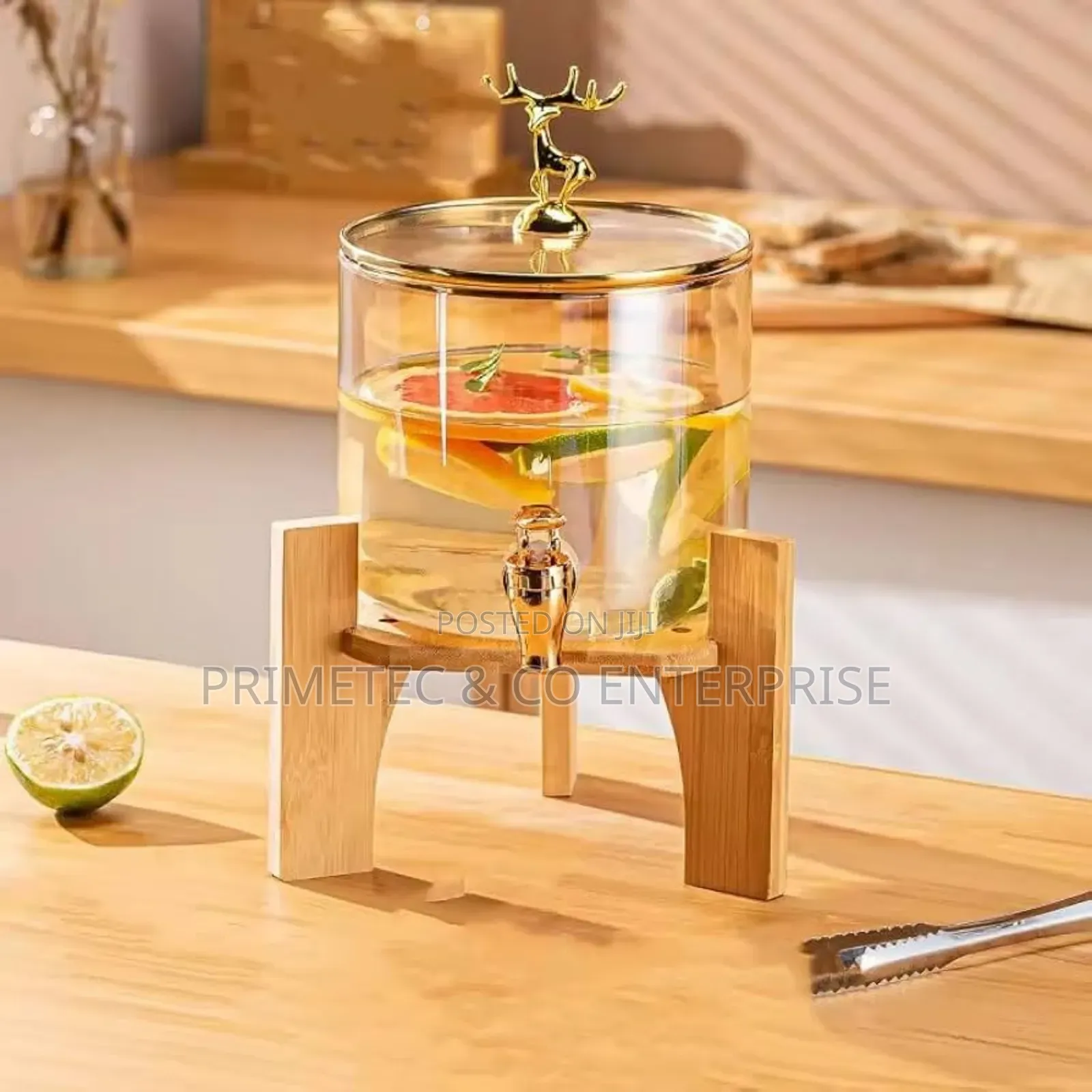 Bamboo Base and Glass Lid 3.6l Golden Borosilicate Glass.