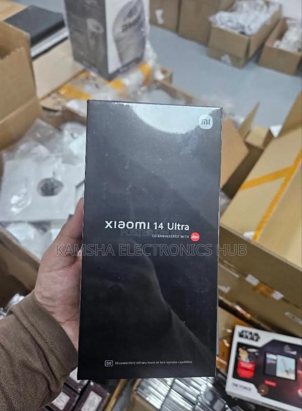 New Xiaomi 14 Ultra 256 GB Silver - main view