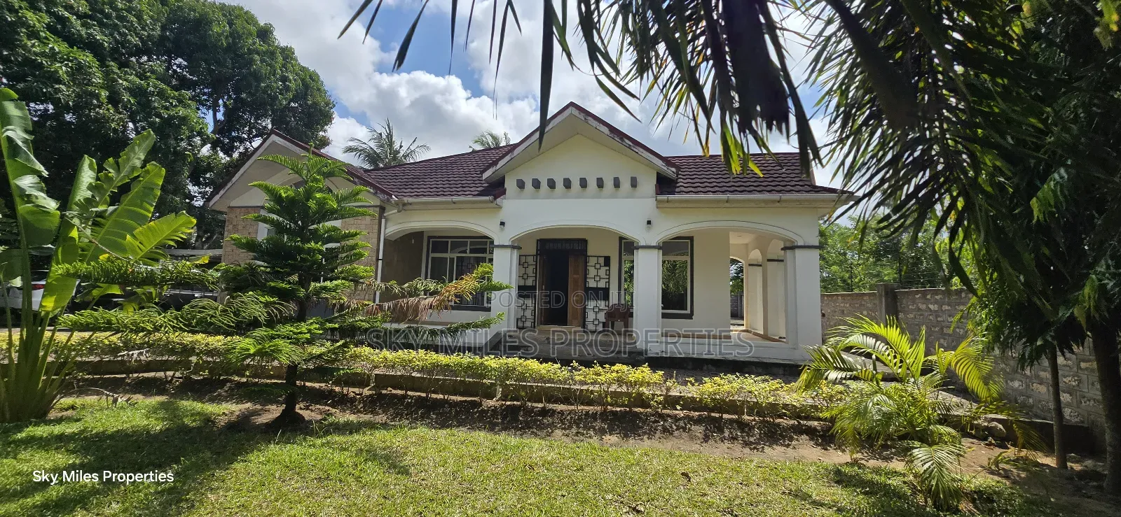 3bdrm Bungalow in Animo Mtwapa for sale