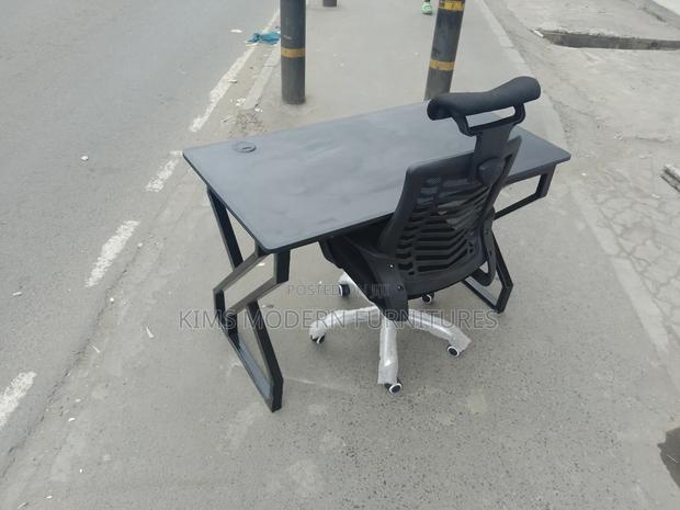 Black Zee Desk + Ergonomic Chair