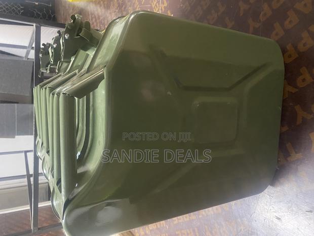 Metallic Fuel Jerrycan - main view