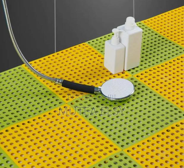 Grey,White,Blue, Yellow,Green Pink Interlocking Bathroom Floor Mats