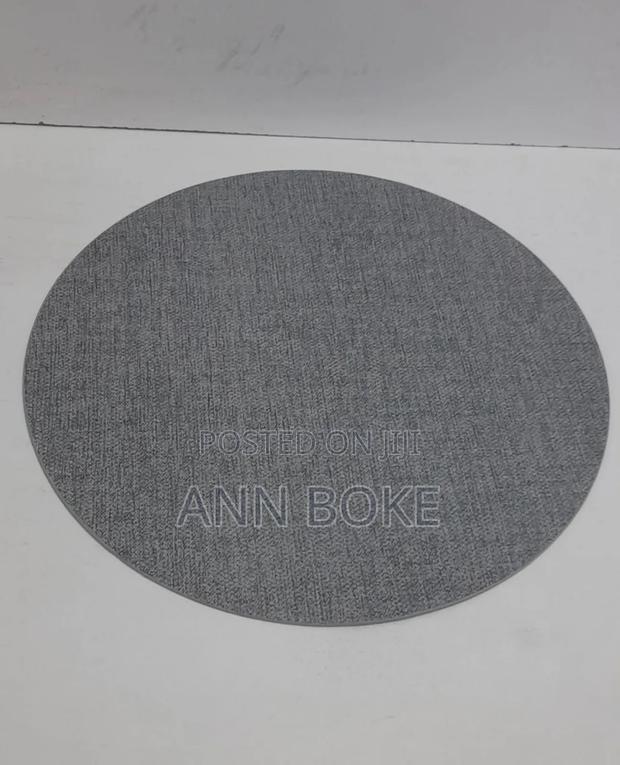 * 6 PCS Table Mats Available*
Material; Leather
Round - thumbnail 2