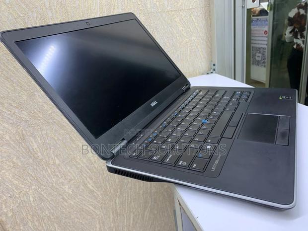 Laptop Dell Latitude 7440 8GB Intel Core I7 SSD 256GB - main view