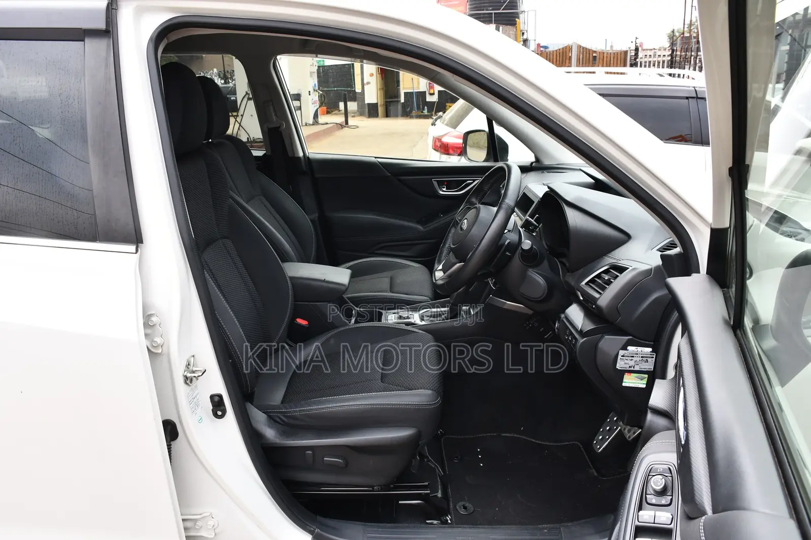 Subaru Forester 2018 White