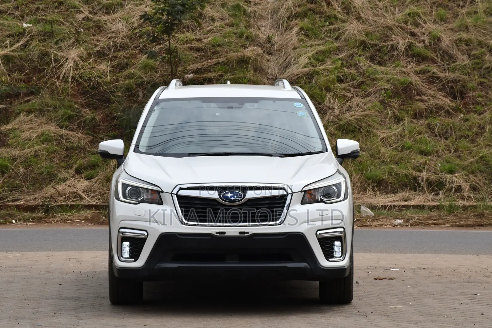 Subaru Forester 2018 White