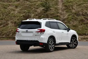 Subaru Forester 2018 White