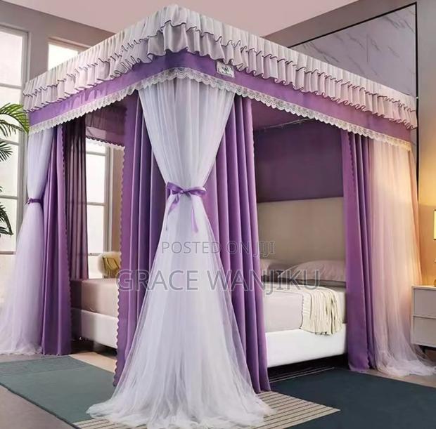 4 Stand Canopy Mosquito Net