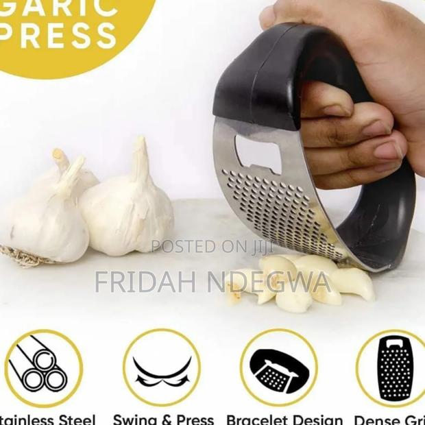 *Ring Garlic Crusher Press - thumbnail 2