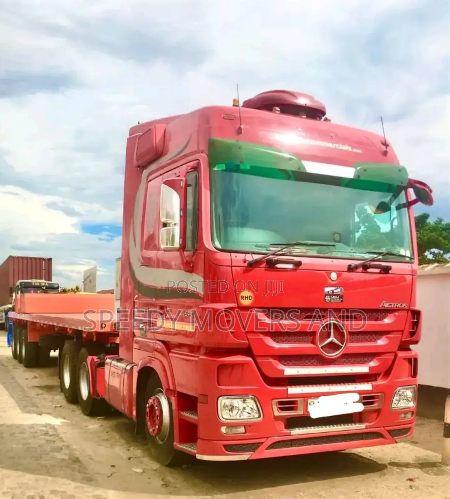 Transit Trailers for Goods Delivery and Transportation Are Available