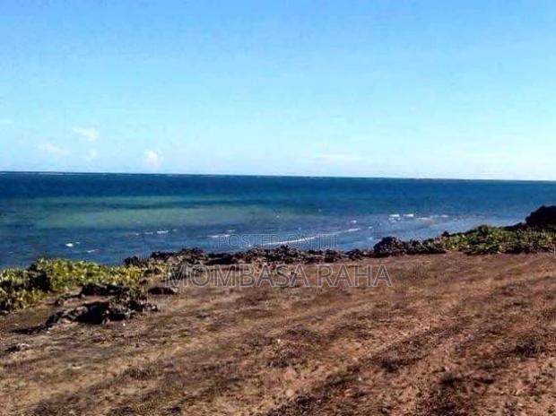 Breezy Hill 1/8 Acre in Mayungu Malindi: - main view
