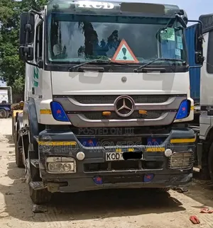 Goods Delivery/Transporter/Transport/Delivery