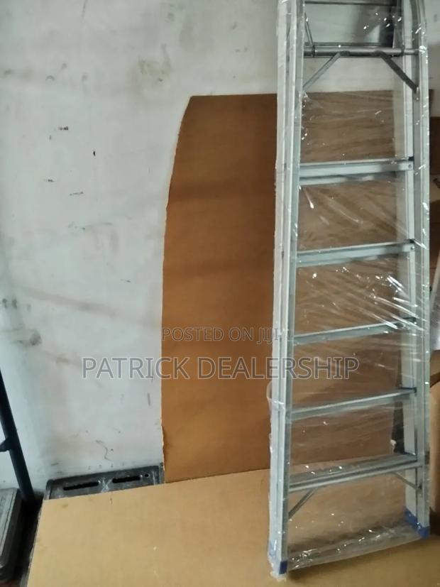 Multipurpose Aluminum Ladder - thumbnail 3