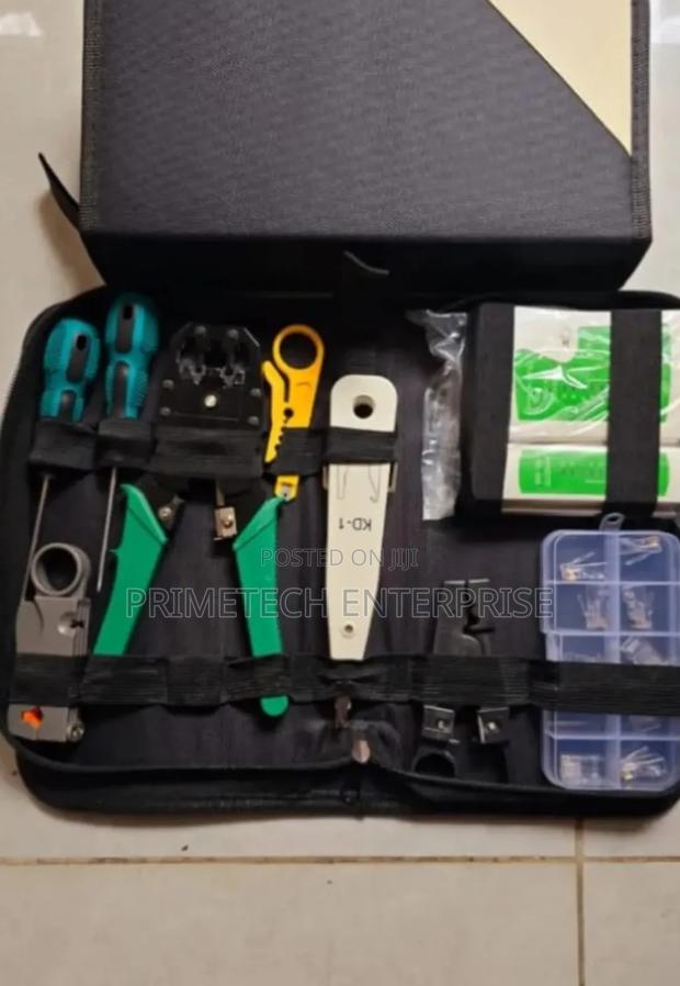 Complete Networking Toolkit - main view