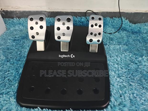 Selling This Clean Logitech G29 + New Gear Shifter. - thumbnail 3