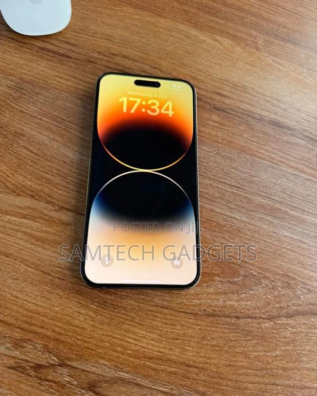 Apple iPhone 14 Pro Max 256 GB Gold - thumbnail 4