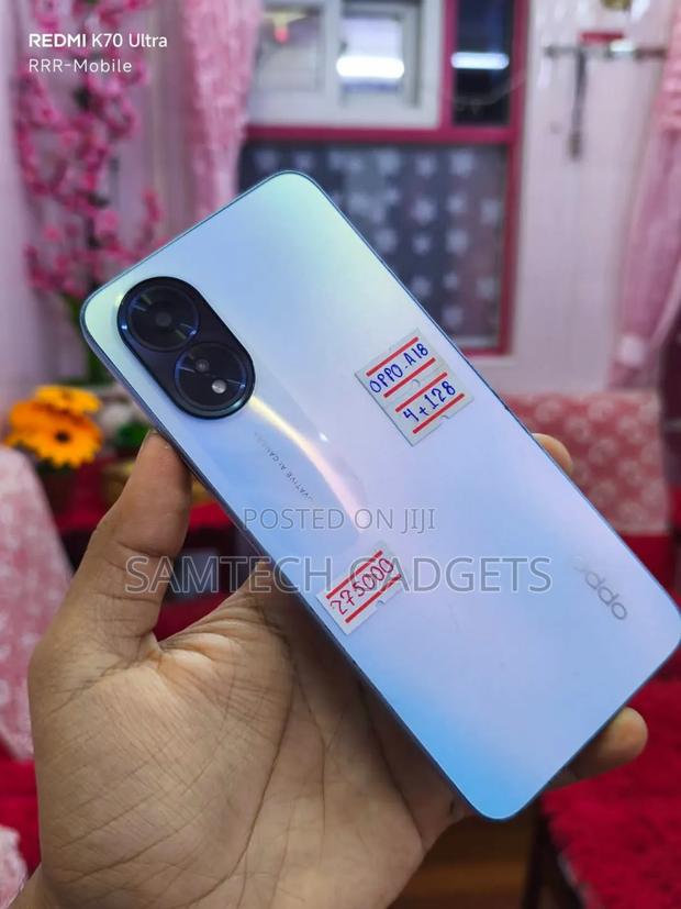 Oppo A18 128 GB Blue - main view