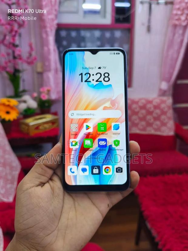 Oppo A18 128 GB Blue - thumbnail 3