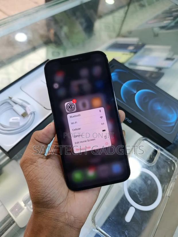 Apple iPhone 12 Pro 128 GB Blue - thumbnail 3