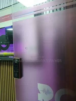 Intelligent Glass Door Lock
