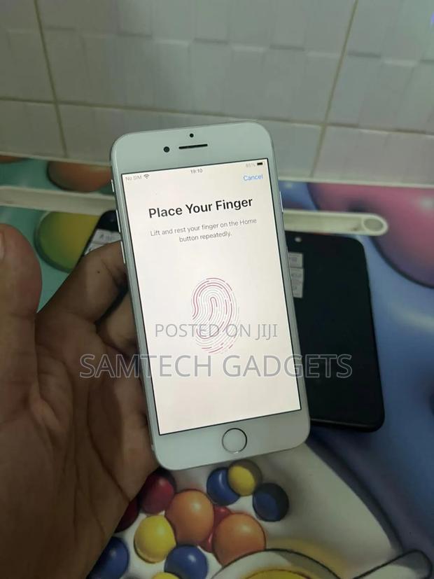 Apple iPhone 7 128 GB Gold - thumbnail 2