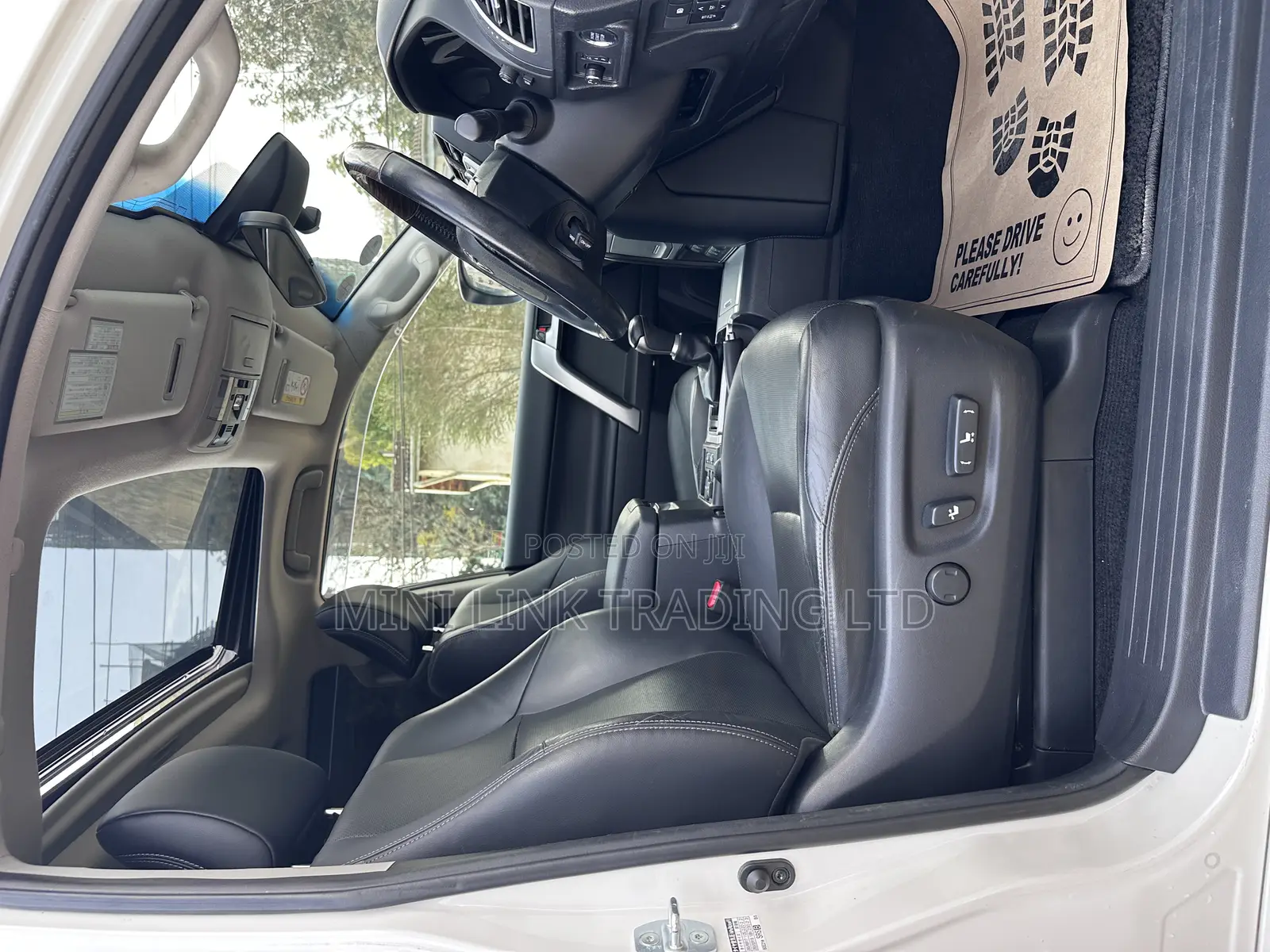 Toyota Land Cruiser Prado 2.8 2019 Pearl