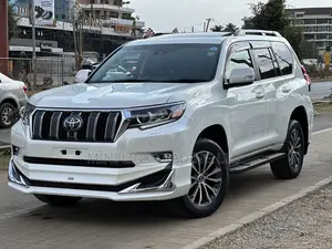 Toyota Land Cruiser Prado 2.8 2019 Pearl