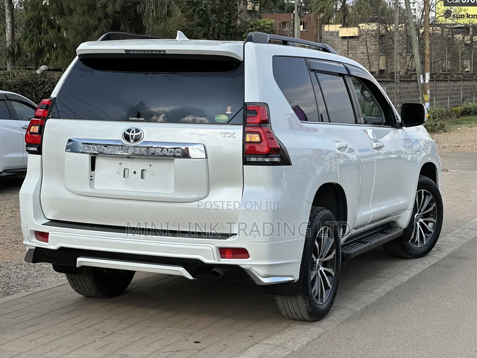 Toyota Land Cruiser Prado 2.8 2019 Pearl
