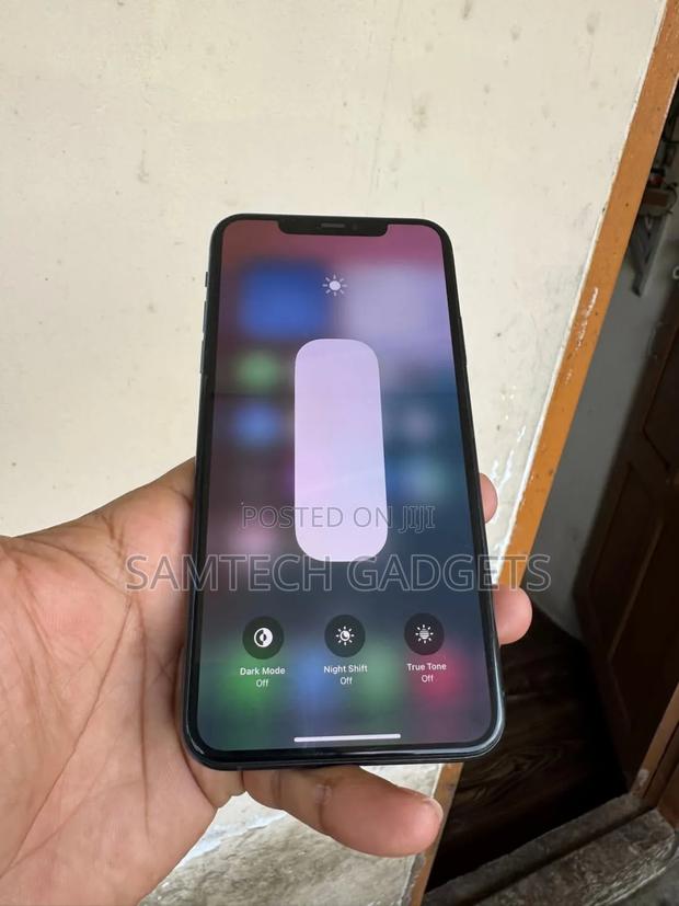 Apple iPhone 11 Pro Max 256 GB Green - thumbnail 3