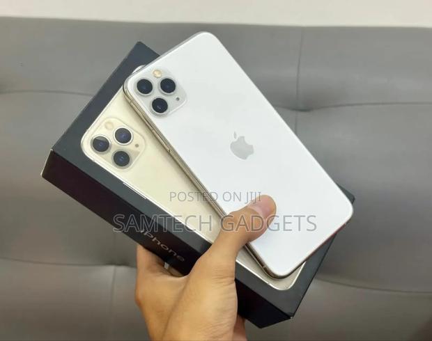 New Apple iPhone 11 Pro Max 256 GB Gold