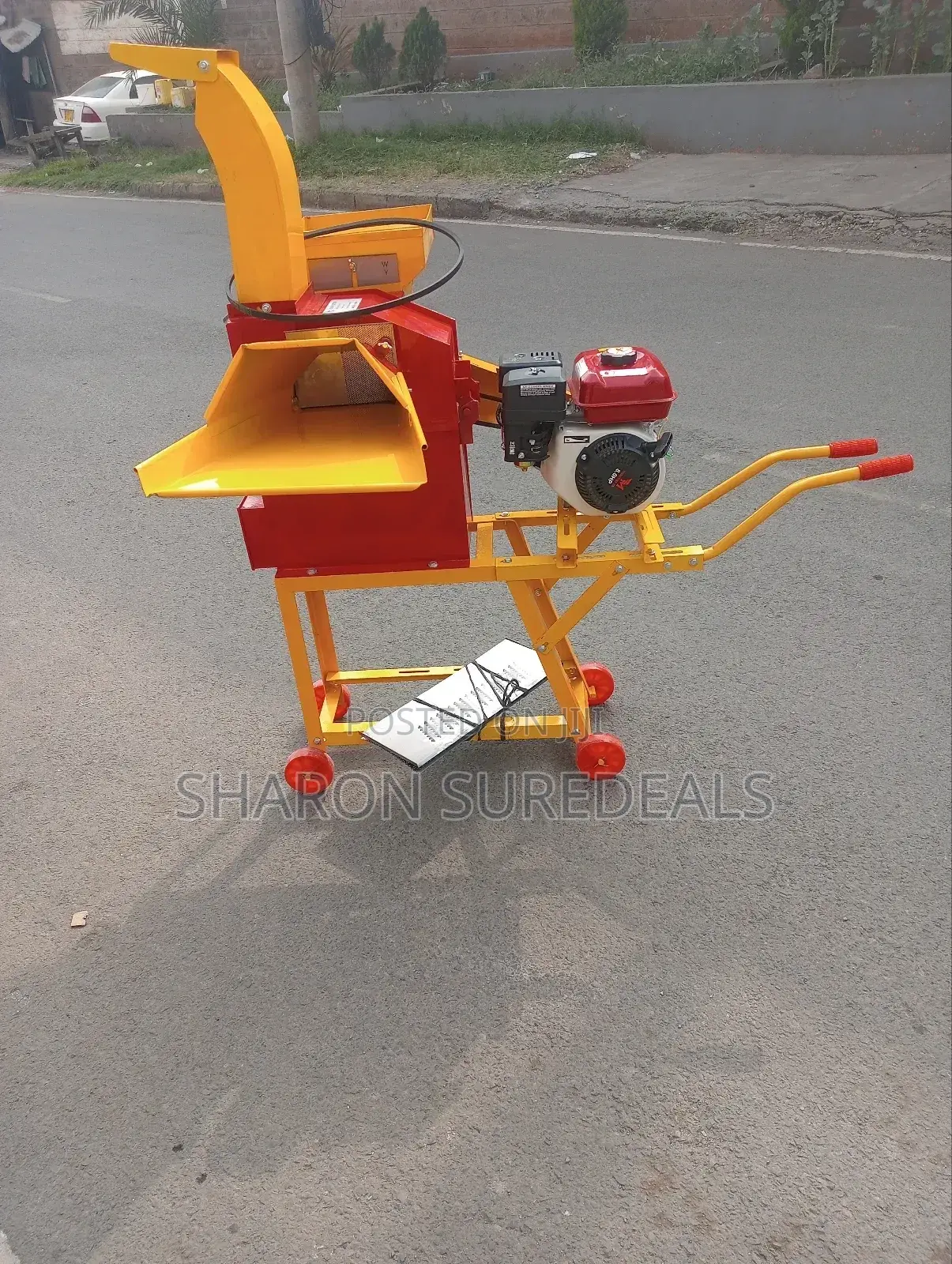 Engine Powered Animal Feed Chopper