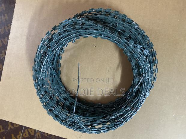 Razor Wire - thumbnail 2