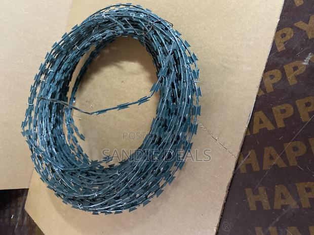 Razor Wire - main view