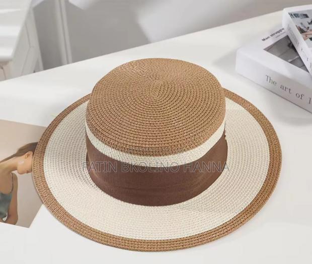 Elegant Straw Hat - thumbnail 3