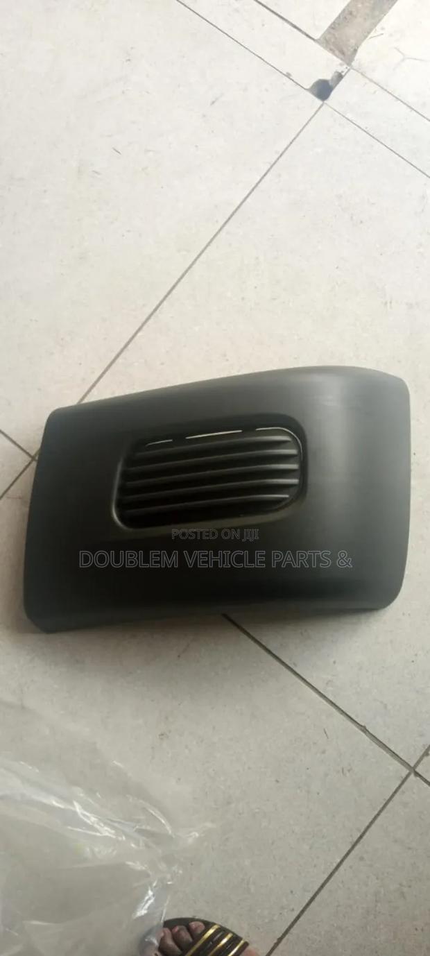 Bumper Finisher/Garnish/End/Side Bumper Plastic Black Canter 4p10